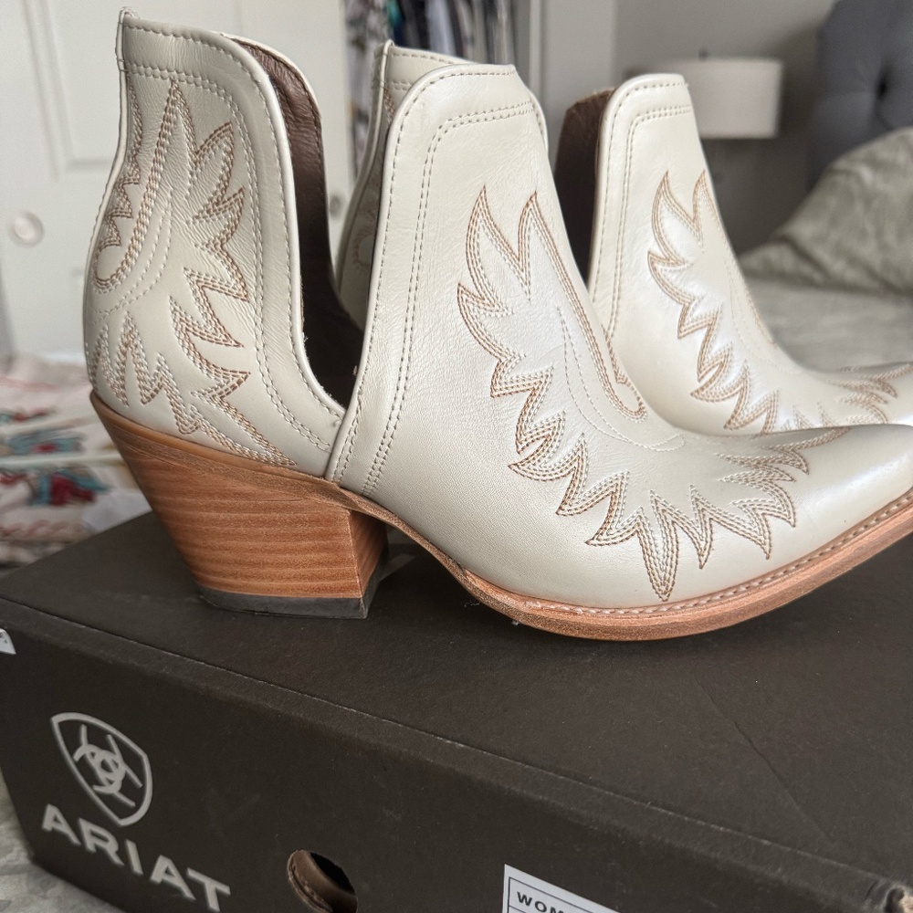 Ariat Dixon booties.